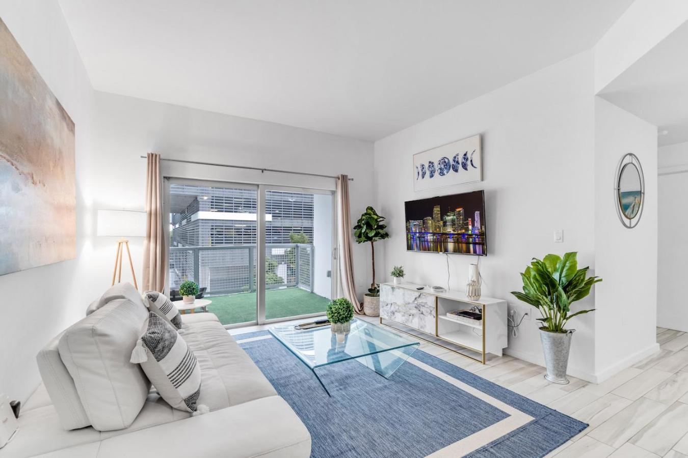 Lovely Unit Mins From Wynwood With Free Parking Miami Bagian luar foto