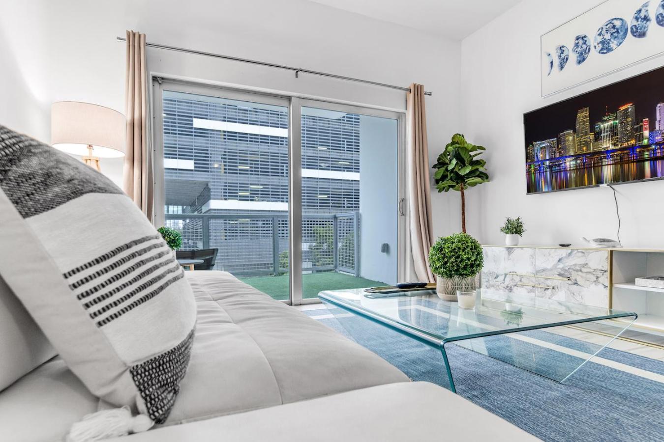 Lovely Unit Mins From Wynwood With Free Parking Miami Bagian luar foto