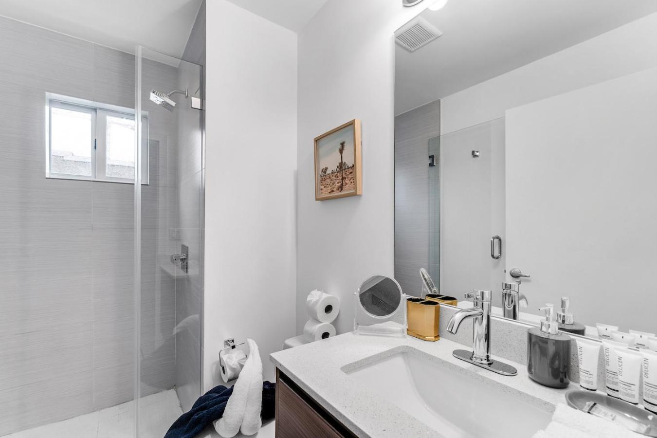 Lovely Unit Mins From Wynwood With Free Parking Miami Bagian luar foto
